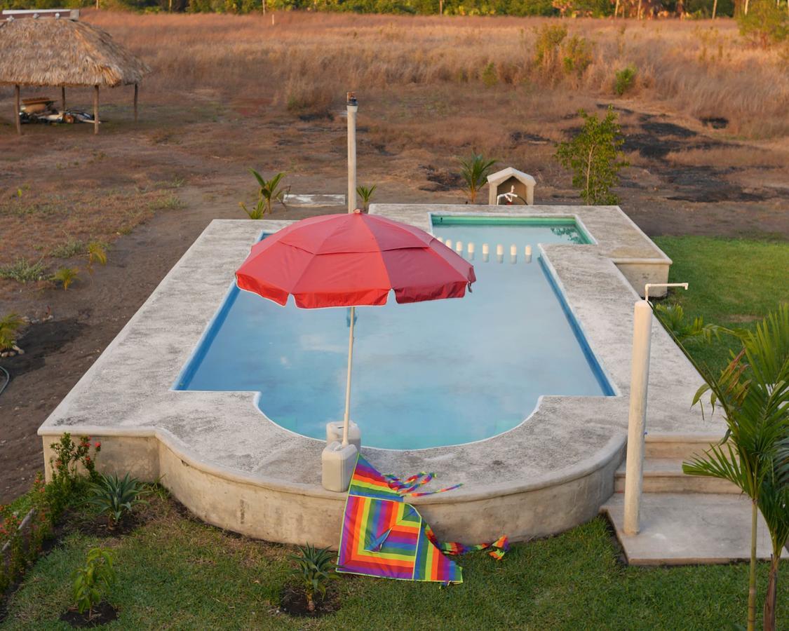 Cabanas Playa Linda 3901 호텔 타파출라 외부 사진