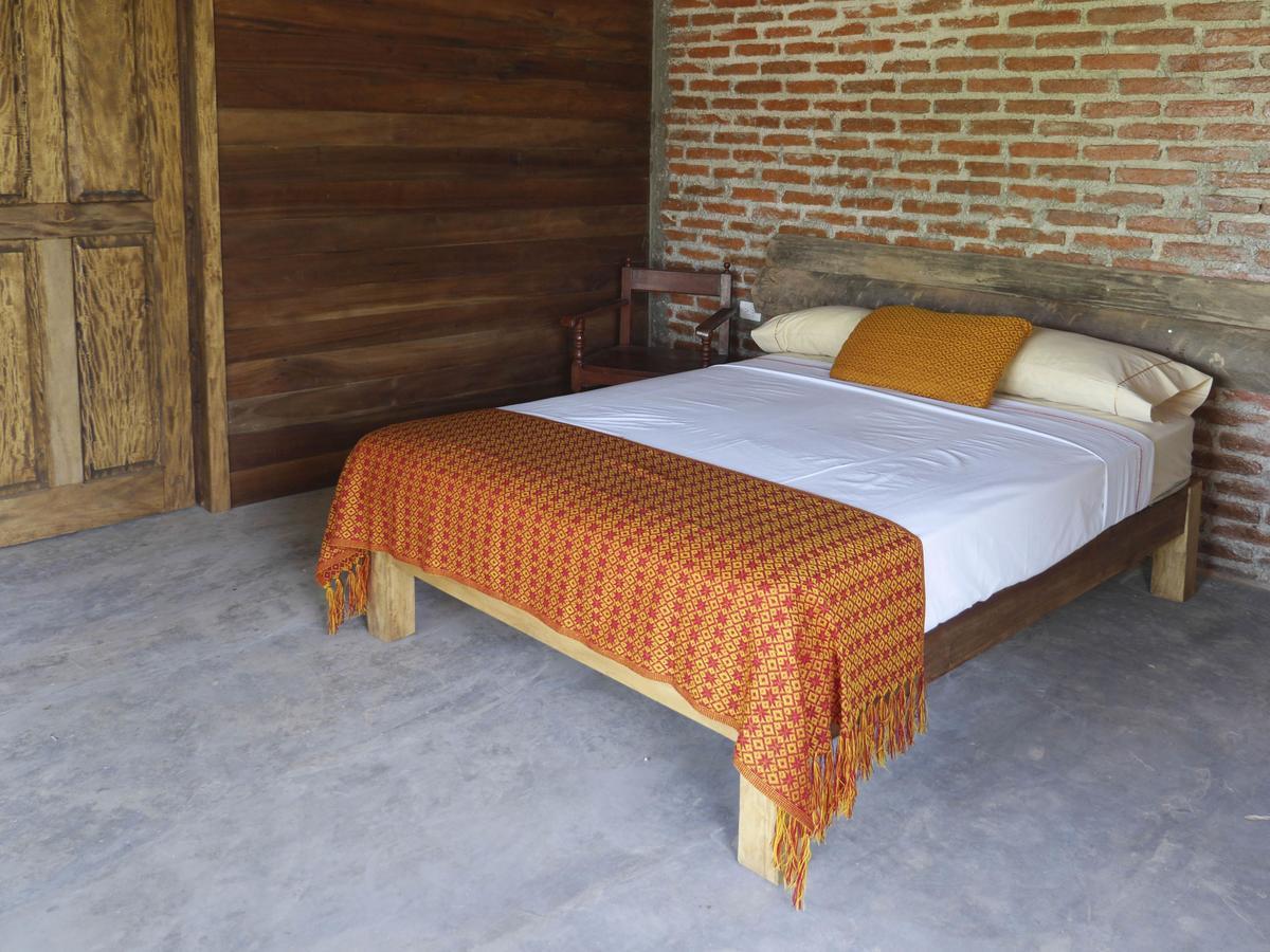 Cabanas Playa Linda 3901 호텔 타파출라 외부 사진
